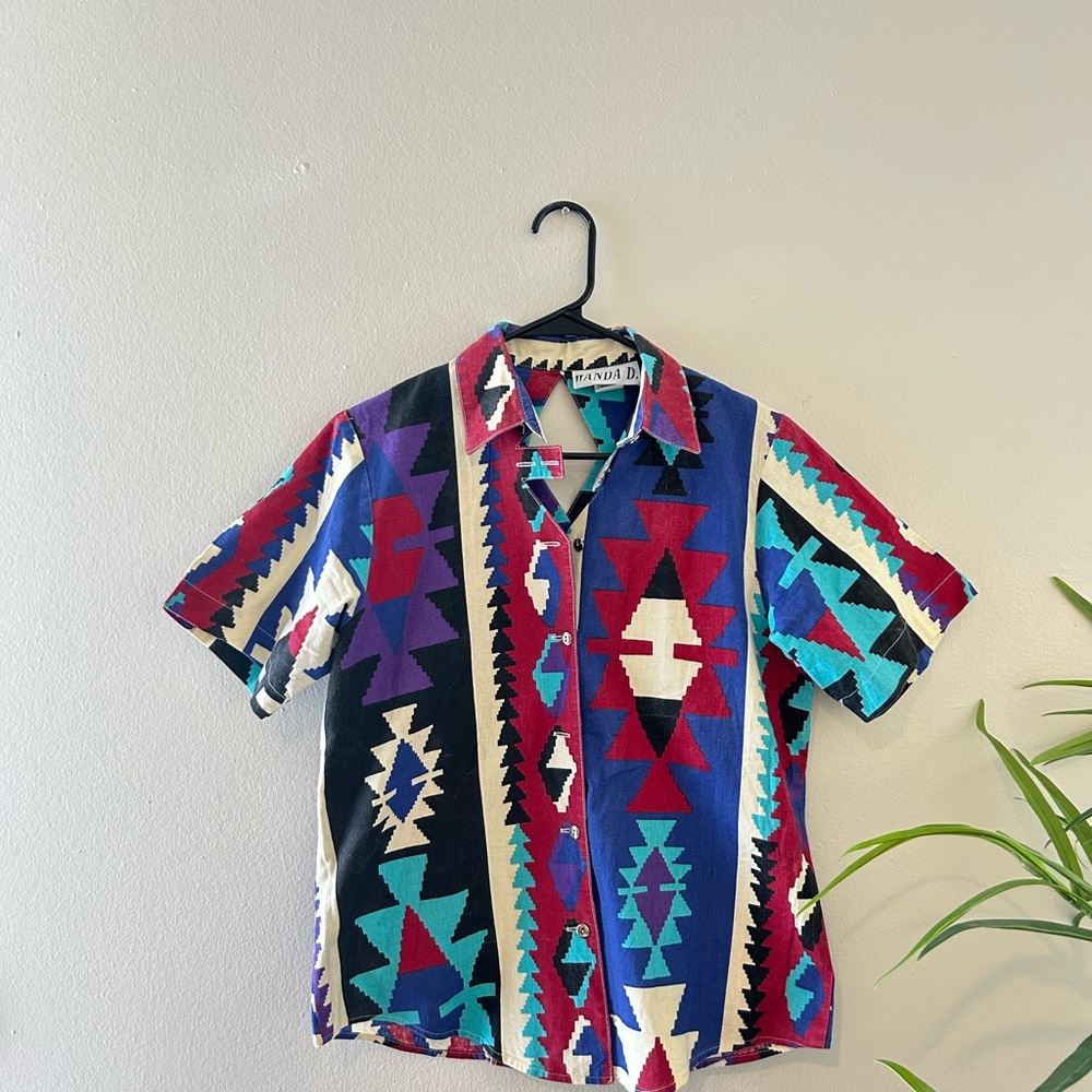 Wanda D vintage diamond cut out Shirt